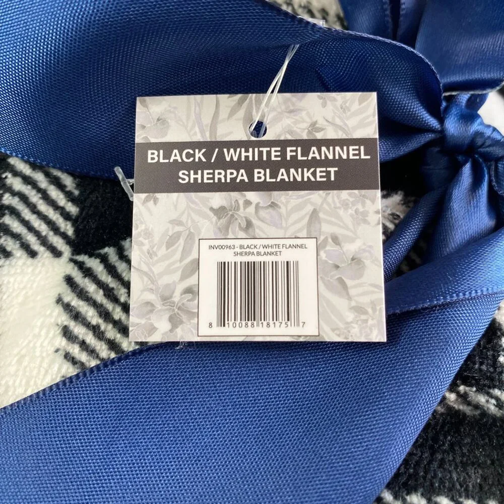 Tommy Bahama 50X 70 Black and White Flannel Sherpa Throw/Blanket
